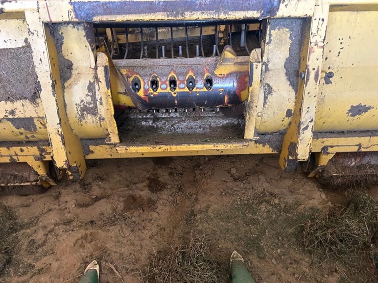 #7579-•-2003-new-holland-fx68-chopper-(snover)-image-16