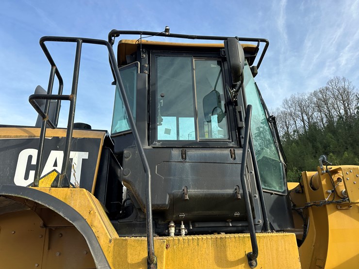 2012-caterpillar-950k-image-27