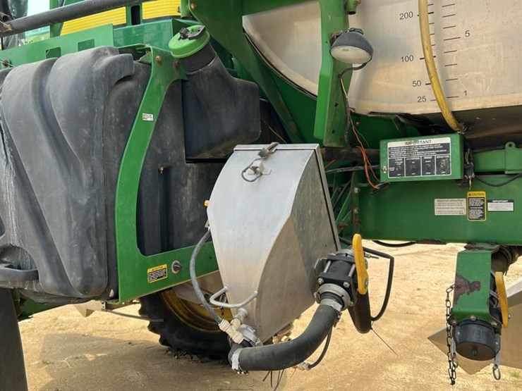 2014-john-deere-4940-image-21