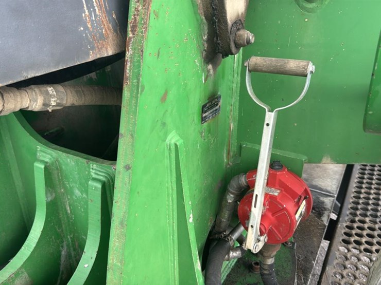 2007-deere-437c-image-51