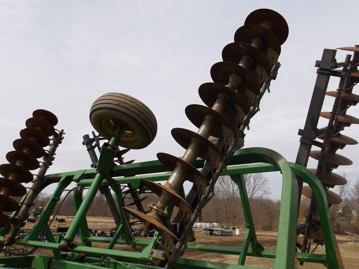 #7359-•-25'-john-deere-disc-image-13