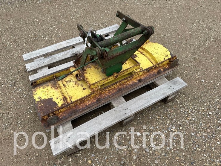 john-deere-110-image-1