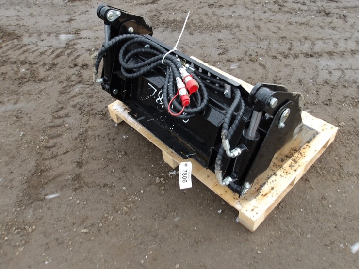 #7806-•-39"-mini-quick-attach-4-in-1-bucket-image-2