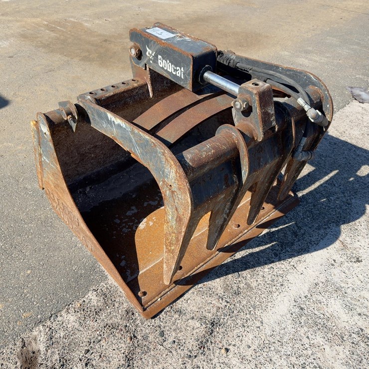 BOBCAT 36" BUCKET GRAPPLE