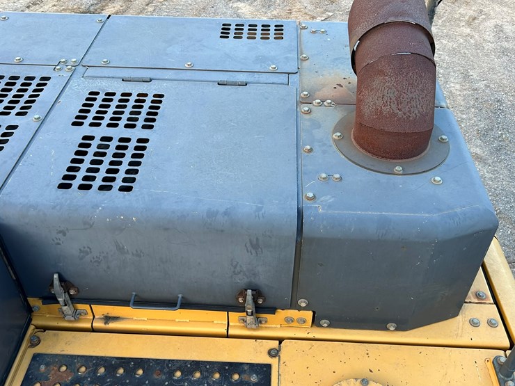 deere-470g-lc-image-33