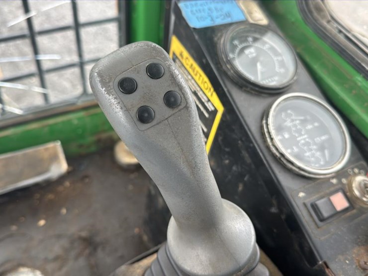 2007-deere-437c-image-56