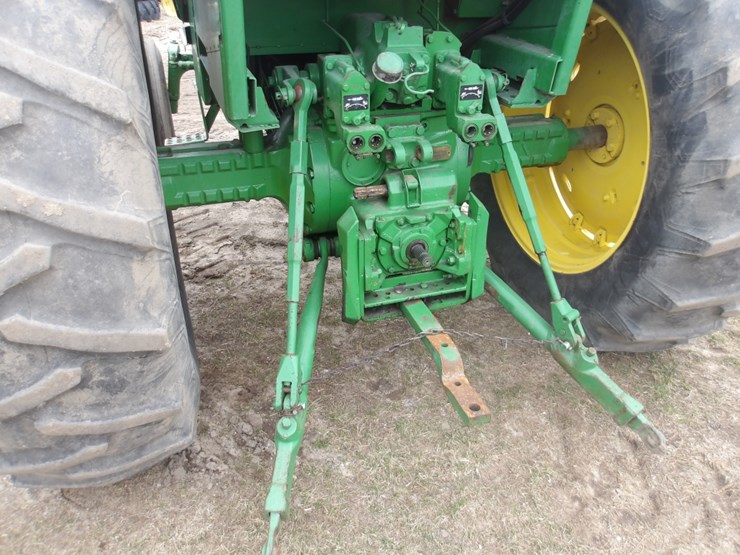 john-deere-4430-image-5