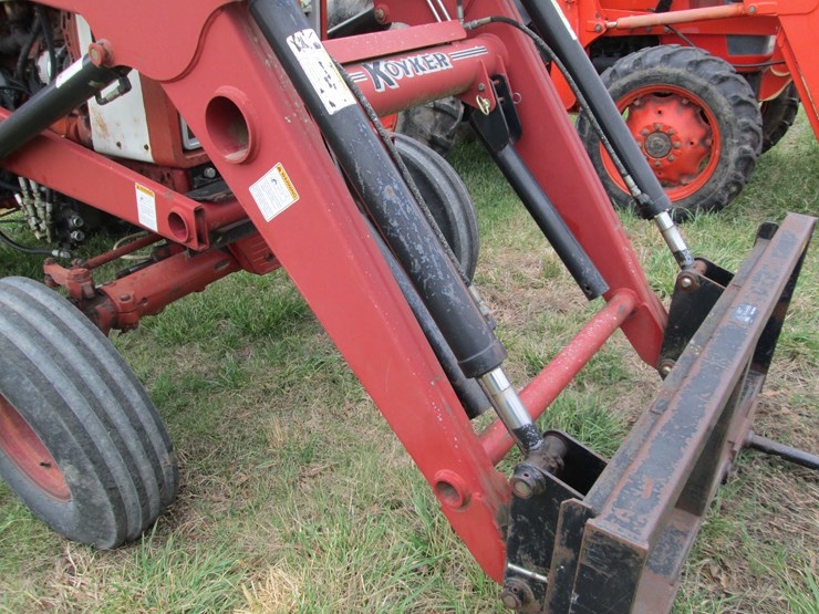 1977-international-886-image-25