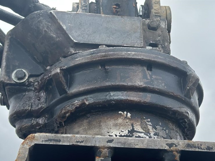 2007-deere-437c-image-16