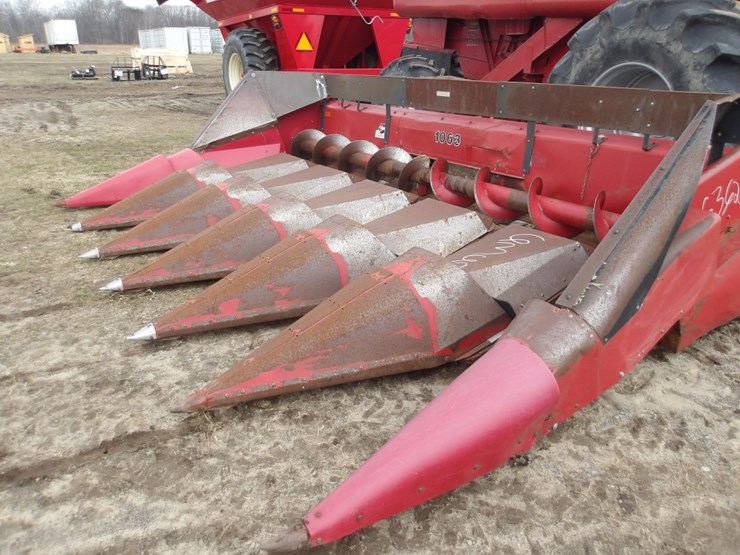 case-ih-1063-image-2