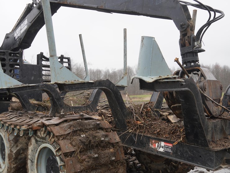 2011-timberpro-tf830b-image-28