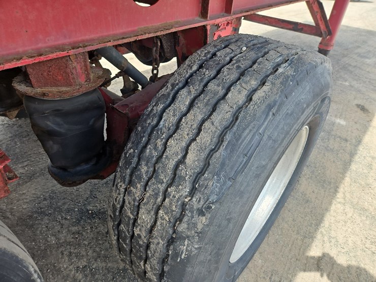 2001-j&j-aluminum-28'-tri/a-dump-trailer-image-15