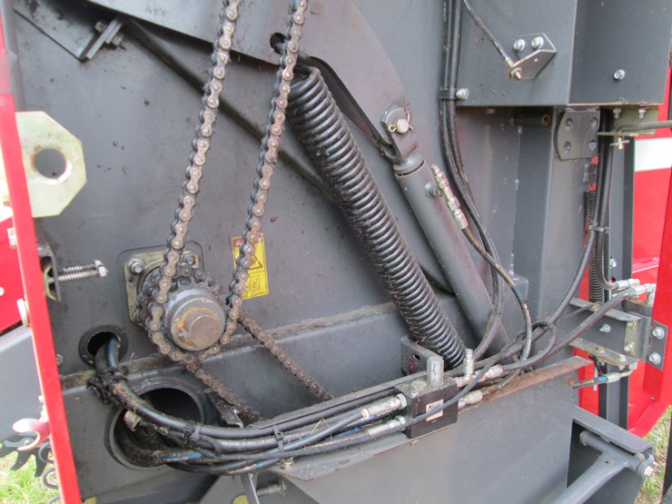 massey-ferguson-1745-image-25