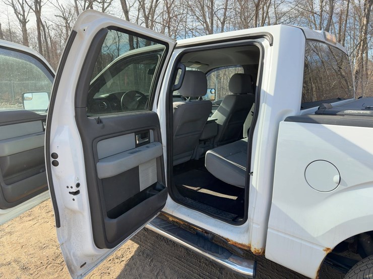 2013-ford-f150-xlt-image-14