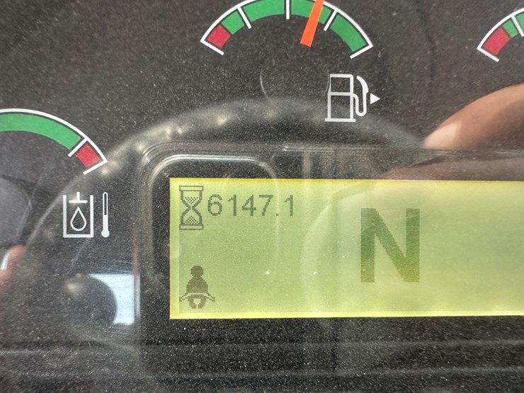 2016-caterpillar-938m-image-41