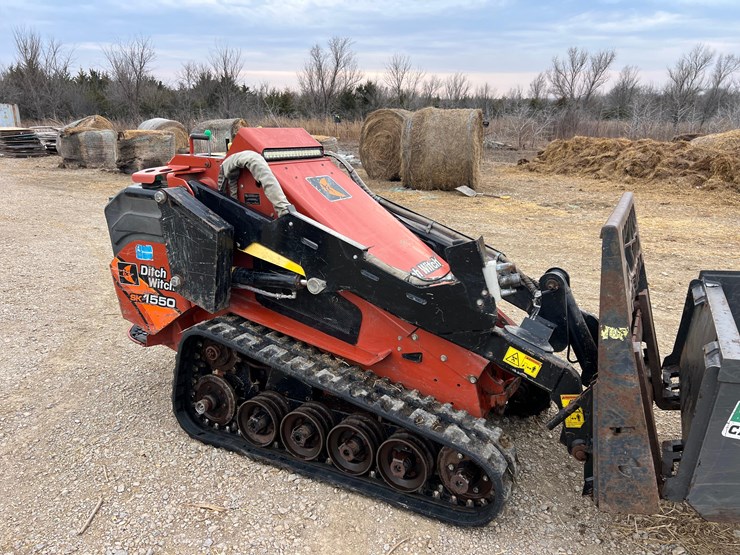 2018-ditch-witch-sk1550-image-5