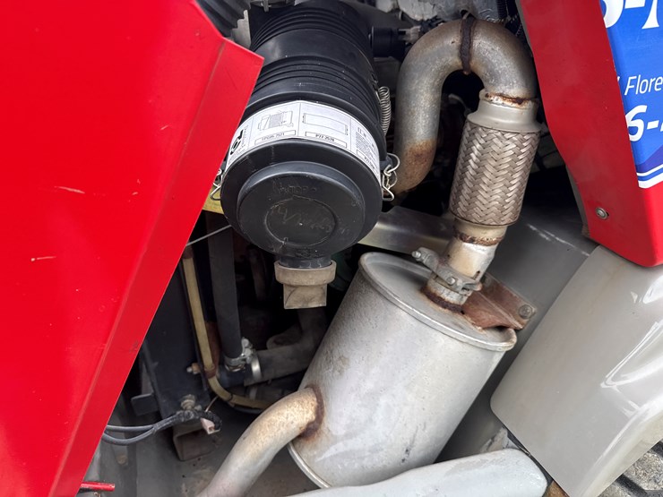 2014-takeuchi-tw40-image-36