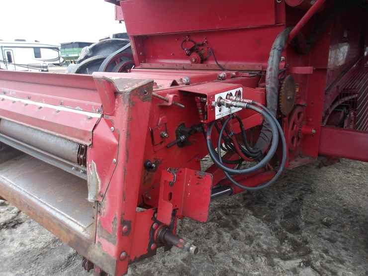 case-ih-1688-image-11