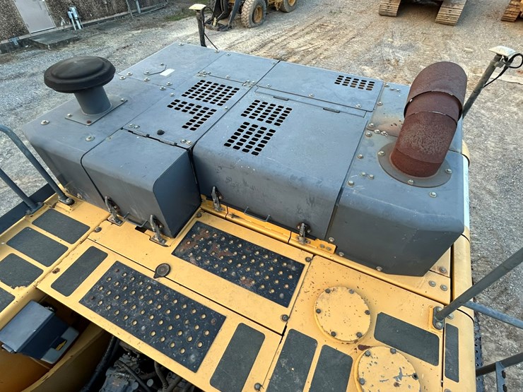 deere-470g-lc-image-32