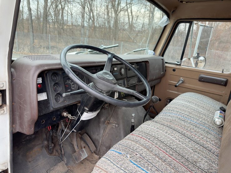 1987-international-s1954-image-18