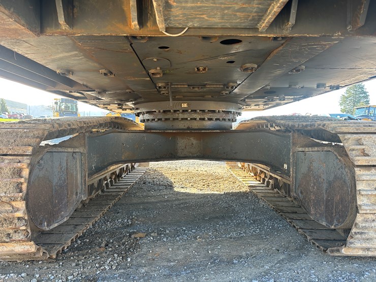 2017-volvo-ec350el-image-57