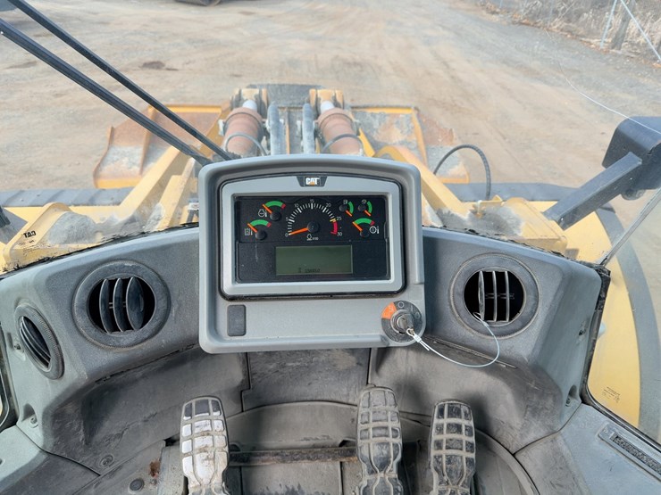 2017-caterpillar-980m-image-25