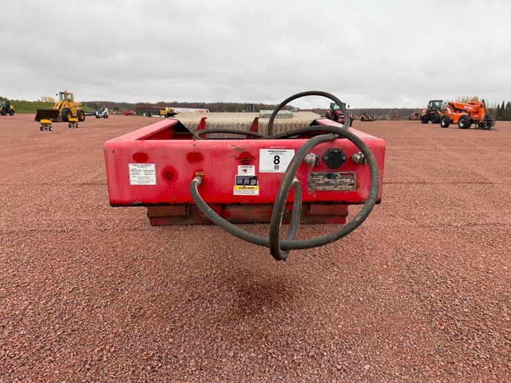 #8-•-lot-8-image-27