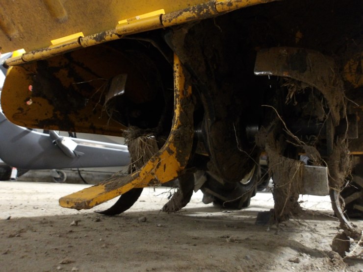 #7351-•-cub-cadet-rt65-rear-tine-rototiller-image-8