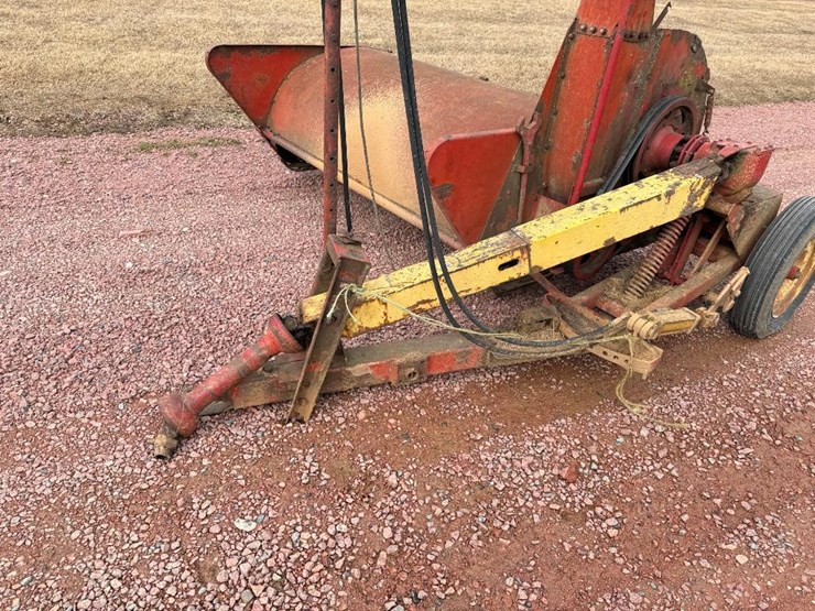 new-holland-36-image-8