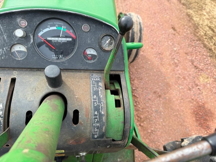 john-deere-4020-image-37