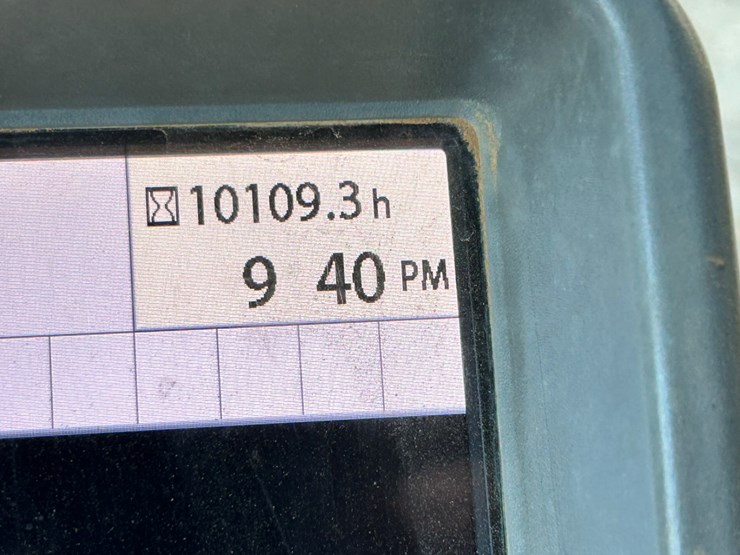 deere-470g-lc-image-61