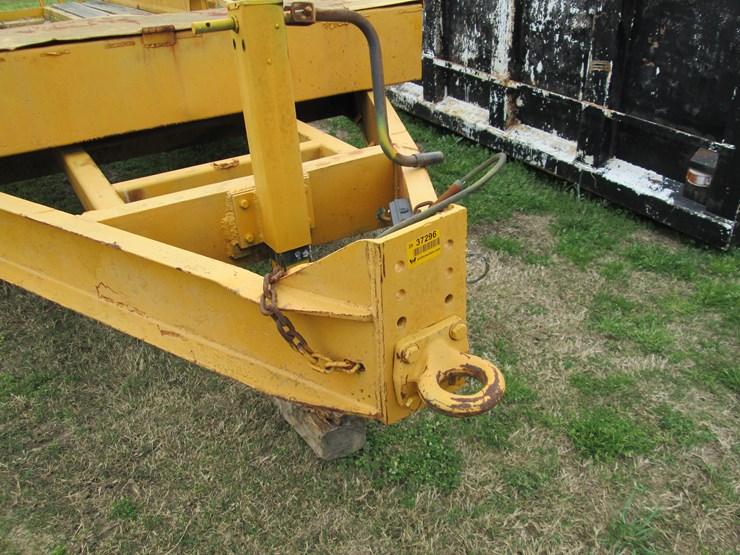 #37296-•-roland-20'-tri/a-steel-equipment-trailer-image-13