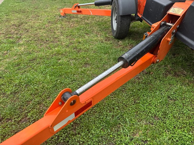 2016-jlg-t500j-image-28