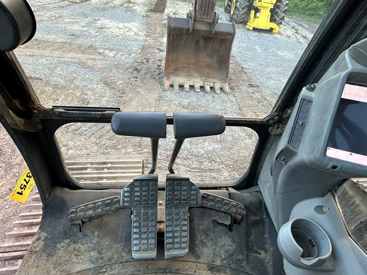 deere-470g-lc-image-64