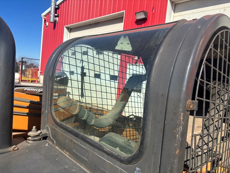 2011-case-sr220-image-18