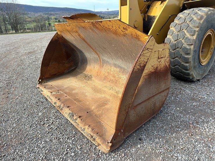 2012-caterpillar-950k-image-9