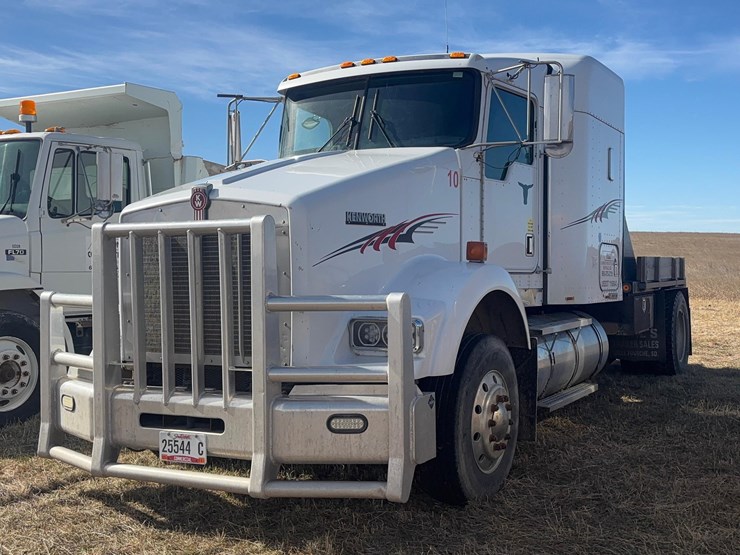 2002-kenworth-t800-image-1