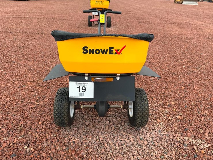 #19-•-lot-19-image-10