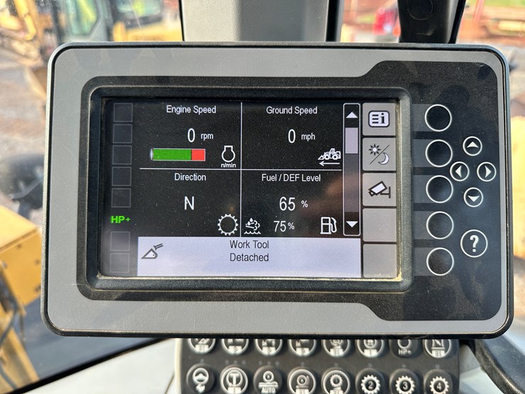 2016-caterpillar-938m-image-43