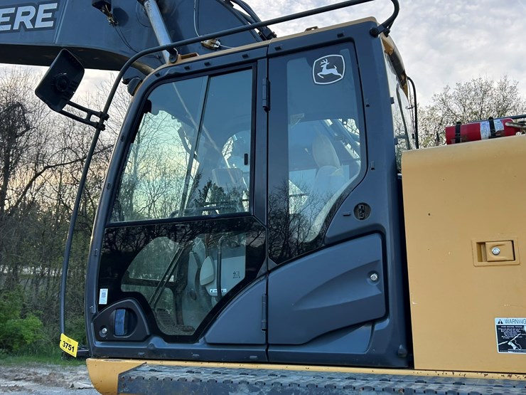 deere-470g-lc-image-51