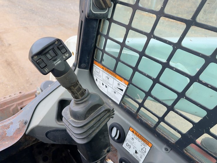 2016-bobcat-t650-image-21