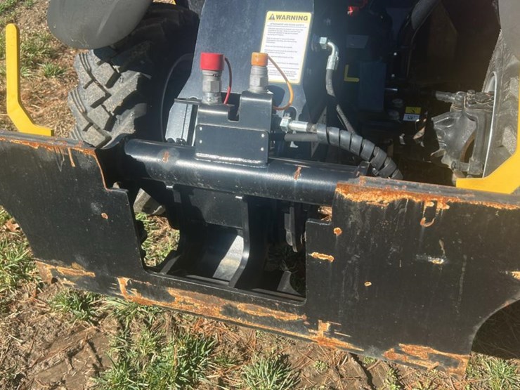 #101-•-2023-gehl-gct3-14-telehandler-image-9