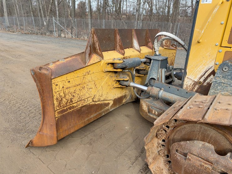 2014-deere-750k-lgp-image-10