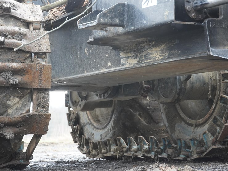 2011-timberpro-tf830b-image-56