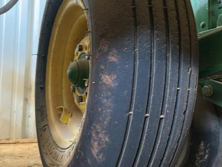 john-deere-1720-image-23