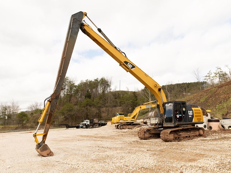 2013-caterpillar-324e-image-2