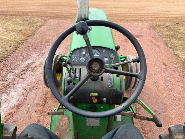 john-deere-4020-image-35