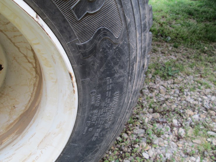 1997-ford-f800-image-13