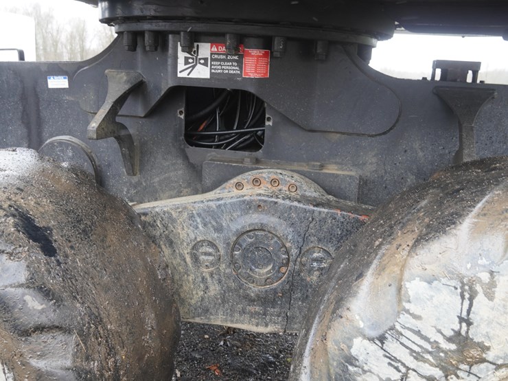 2011-timberpro-tf830b-image-44