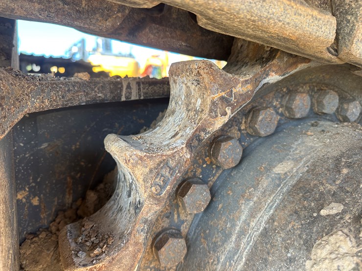 2017-volvo-ec350el-image-63